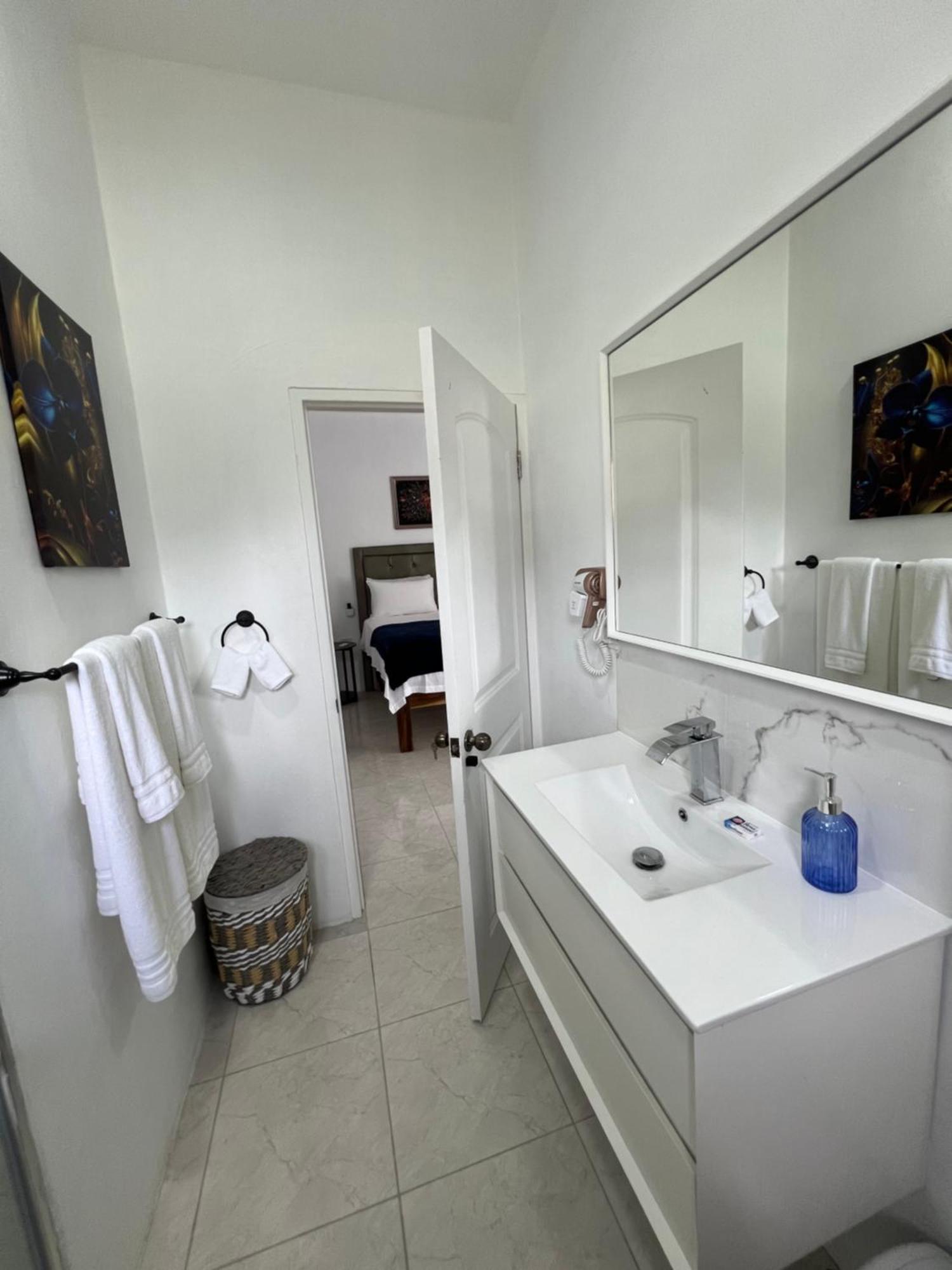 Luxury Apartments At Case De Coco, Ocho Rios Jamaica Exterior foto